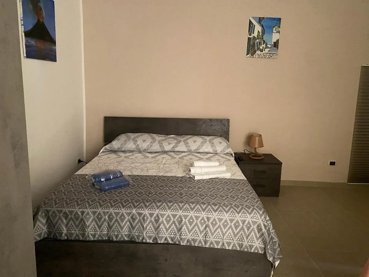 Domus Velata Celeste Napels 0*,  Italië